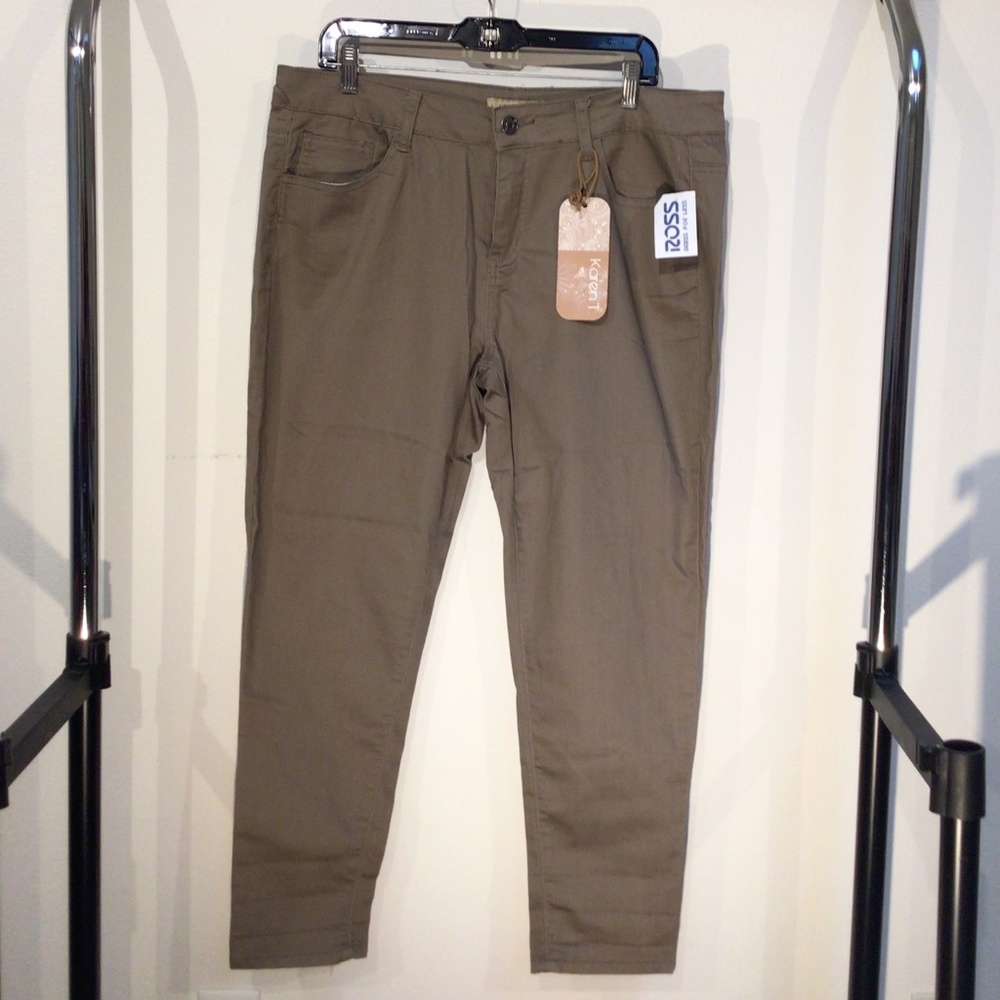 Karen T pants 18